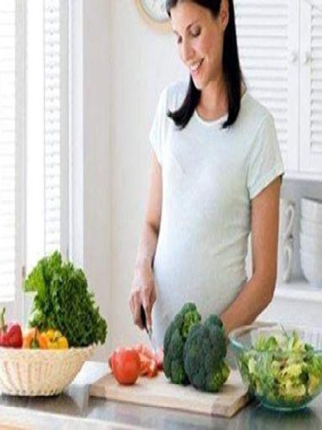 Những vitamin quan trọng cho mẹ và con